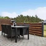 3 Bedroom Beautiful In بيت للعطل *