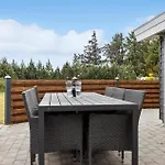 بيت للعطل 3 Bedroom Beautiful In *