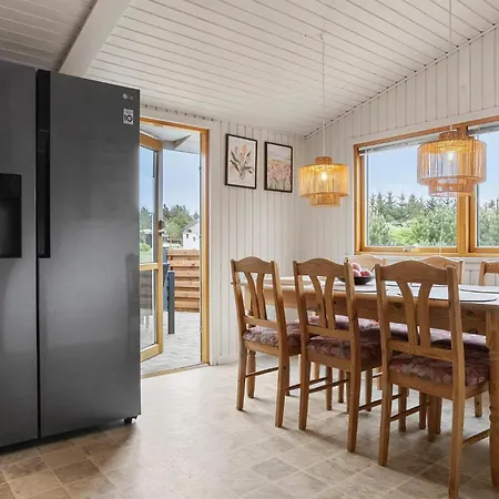 3 Bedroom Beautiful In *