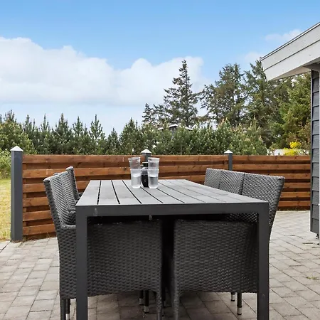 Hébergement de vacances 3 Bedroom Beautiful In *