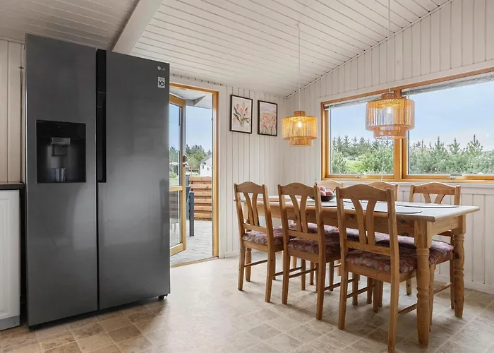 3 Bedroom Beautiful In *